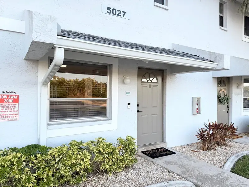 5027 Sw 16th Pl #102, FL