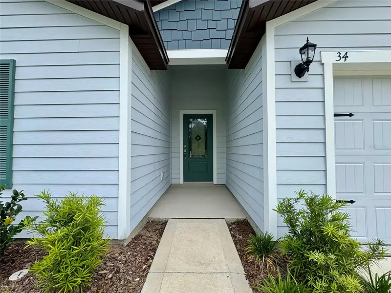34 Presidential Ln, FL