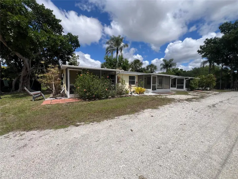 275 Pineapple St #B, FL