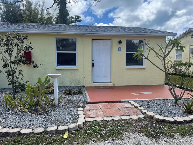 255 Pineapple St #3, FL