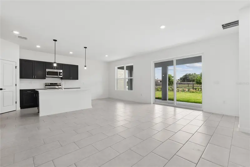 4521 Nw 37th Street Rd, FL