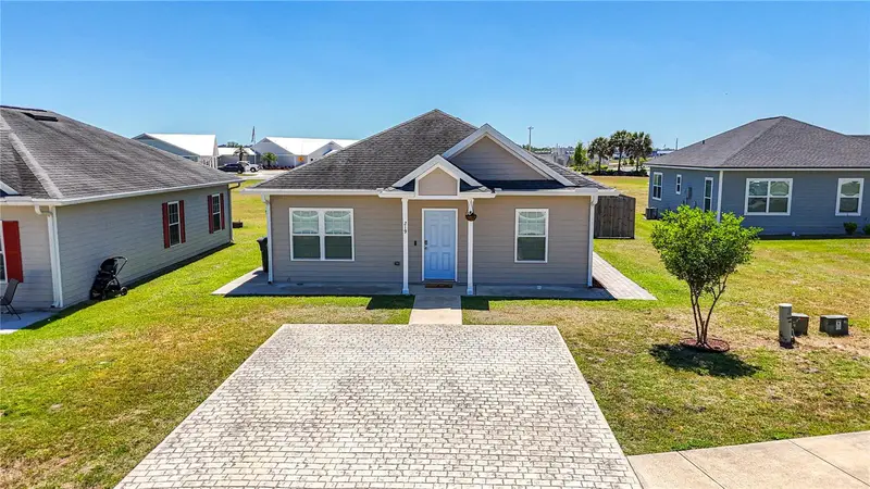 219 Mesa St Nw, FL