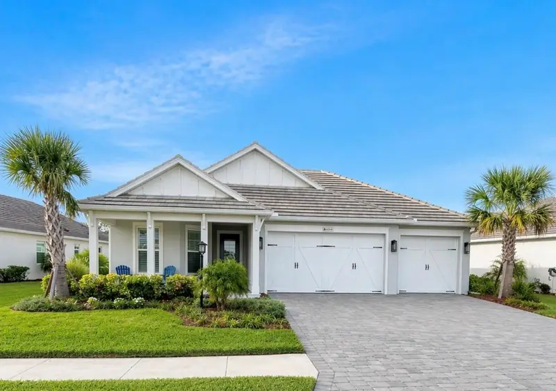 8084 Slipway Dr, FL
