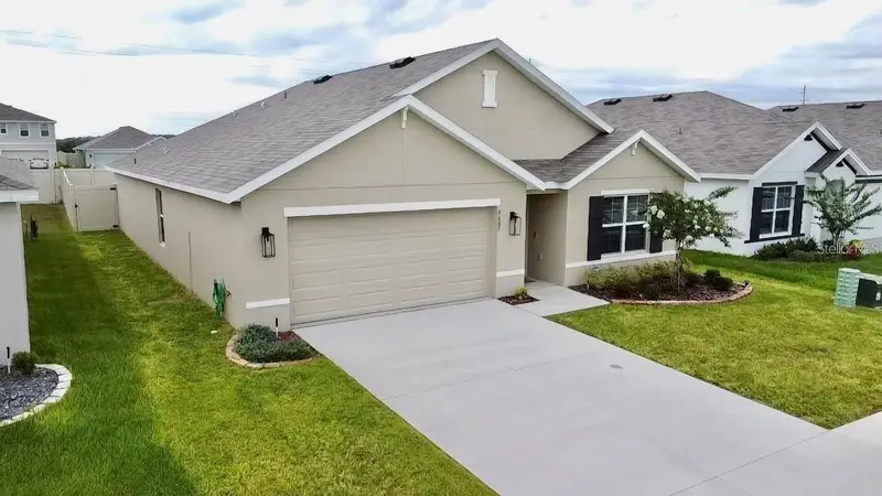 8687 Sw 49, FL