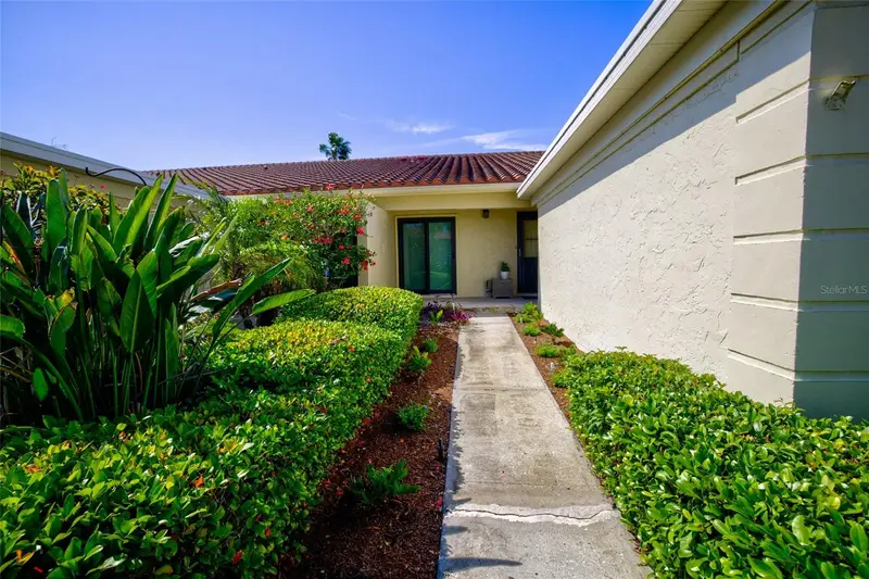 10134 Regal Dr #1, FL