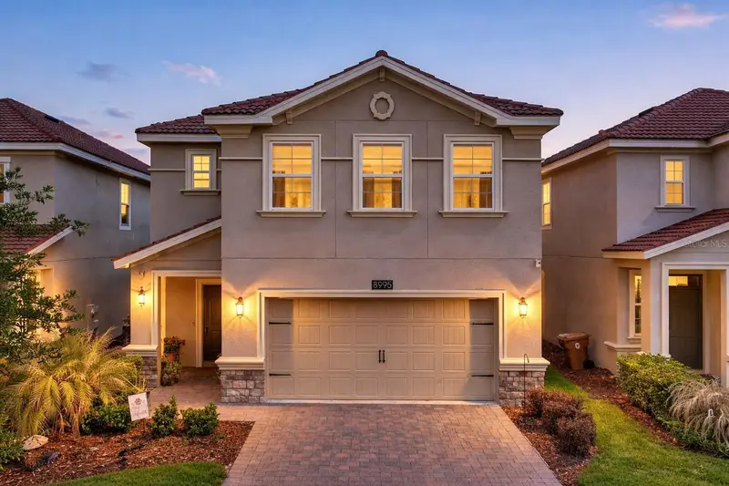 8995 Fluffy Lie Ct, FL