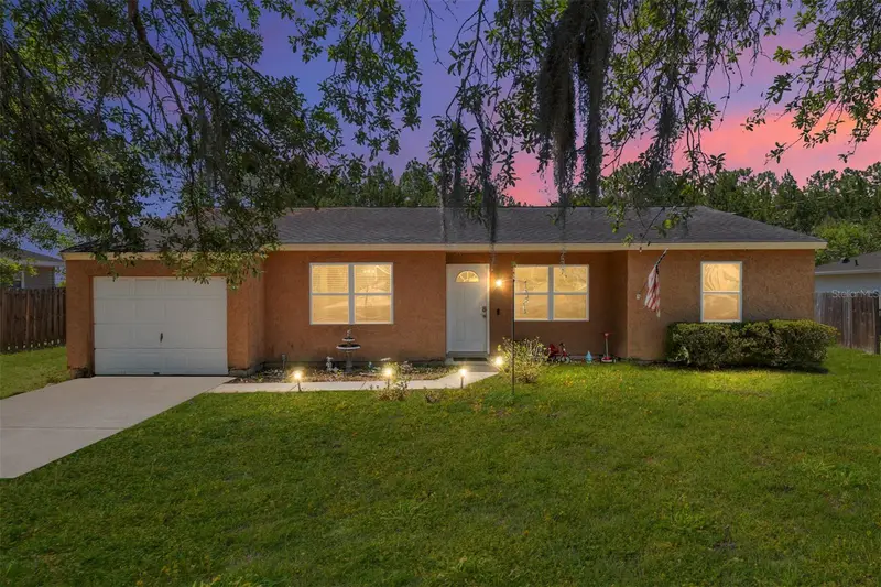 18 Olive Cir, FL