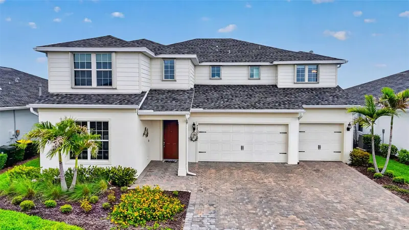 42581 Atlas Dr, FL
