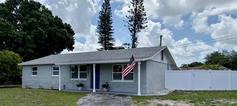 9091 83rd Way, FL