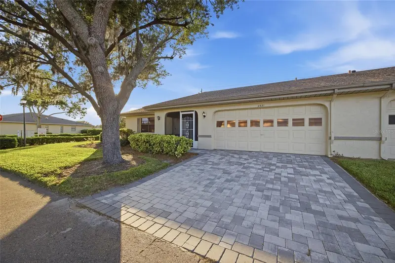 2331 Lancaster Dr, FL