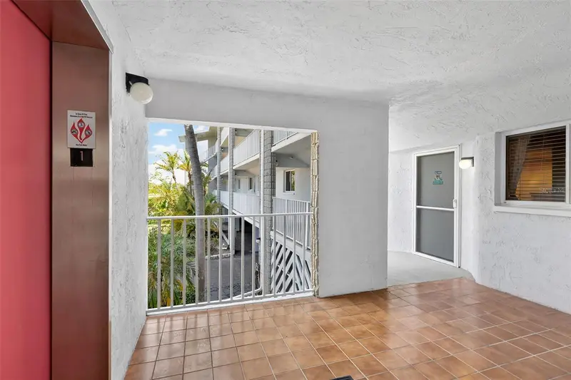 1401 S Mccall Rd #104b, FL