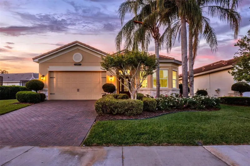 2415 Oakwood Preserve Dr, FL