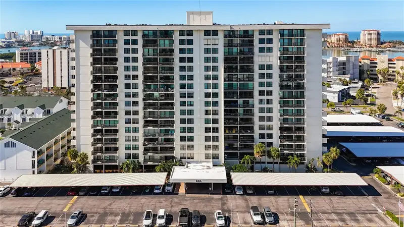 400 Island Way #1411, FL