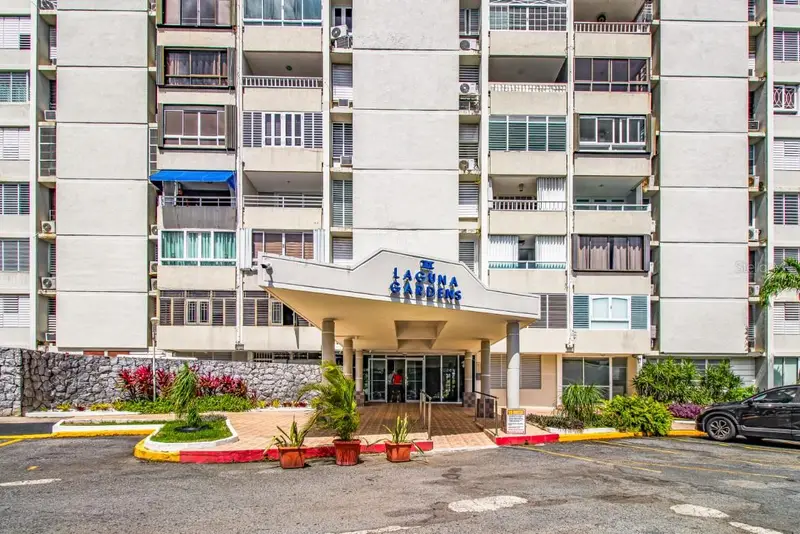 Cond. Laguna Gardens Ii 2 Ave. Laguna #9a, PR