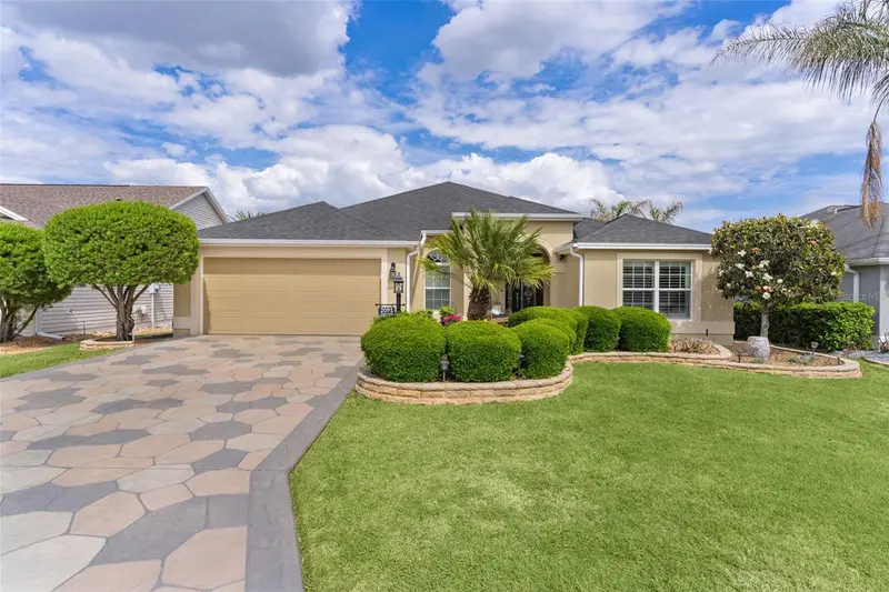 2091 Dipper Loop, FL