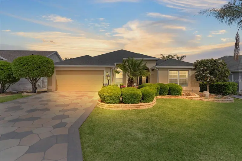 2091 Dipper Loop, FL