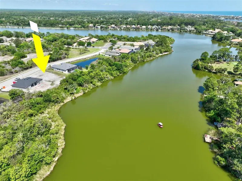 128 N Lakewalk Dr, FL