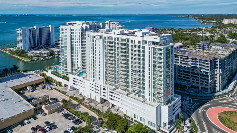 301 Quay Cmn #606, FL