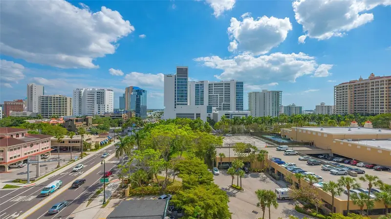 301 Quay Cmn #606, FL