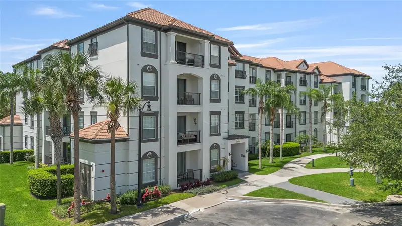 4024 Breakview Dr #402, FL