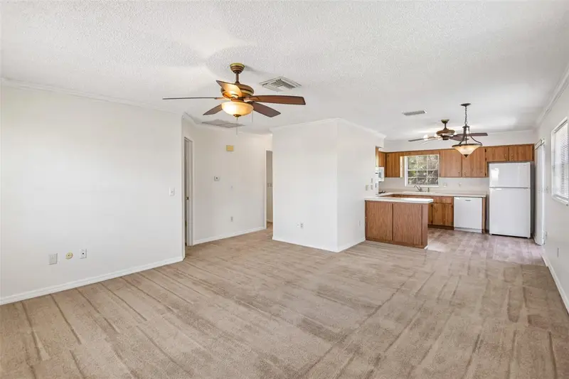 6704 Hickorywood Ln, FL