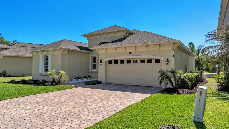 4628 Lathloa Loop, FL