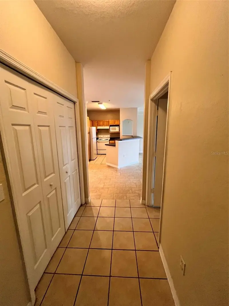 6685 Queens Borough Ave #306, FL