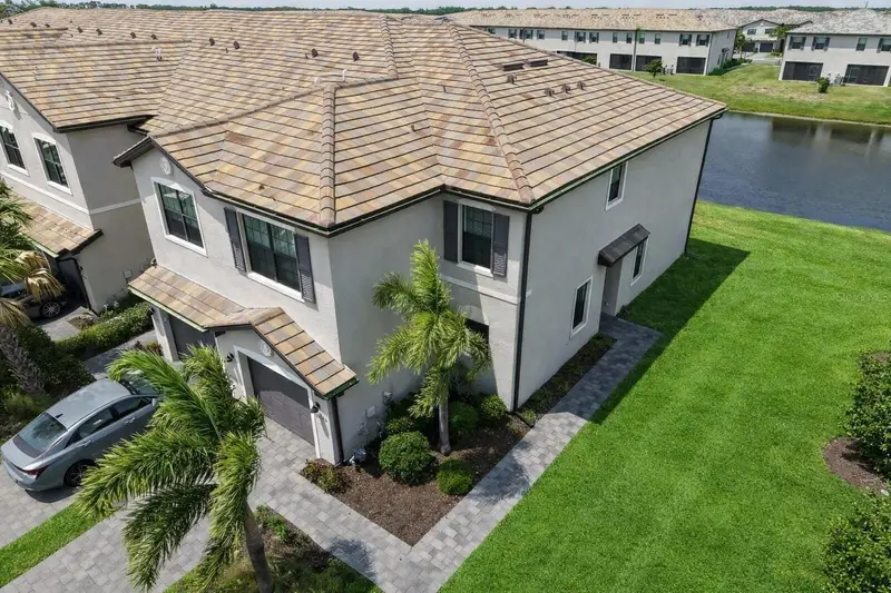 15245 Lyla Ter, FL