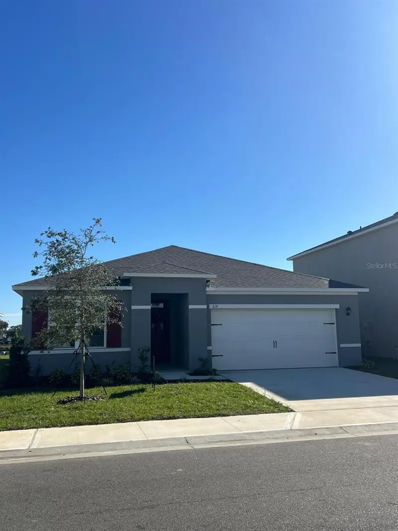 631 Park Place Blvd, FL