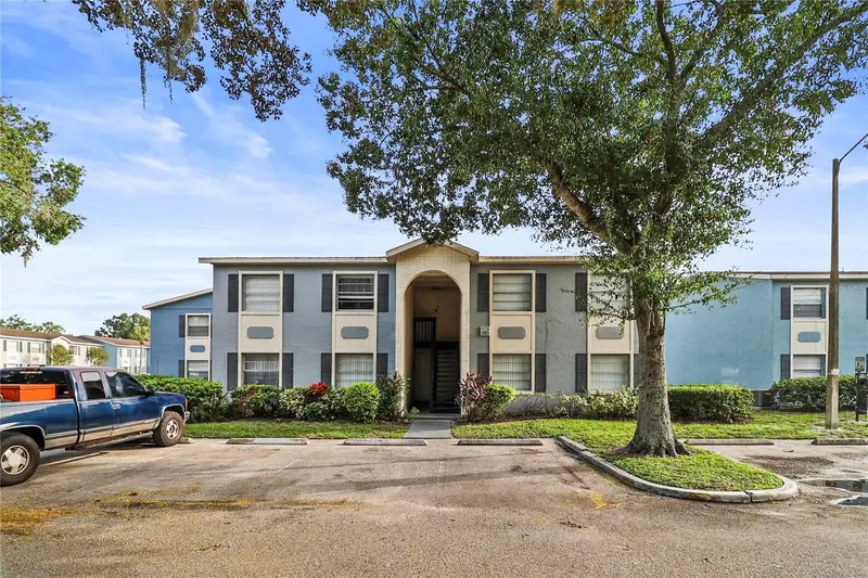 2547 N Alafaya Trl #92, FL
