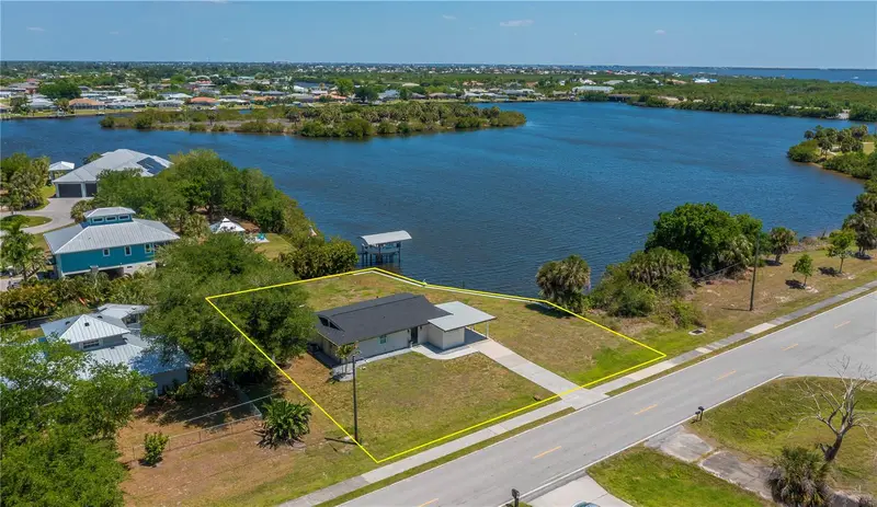 3404 Lake View Blvd, FL