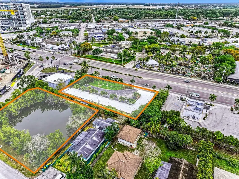2164 Tamiami Trl E, FL