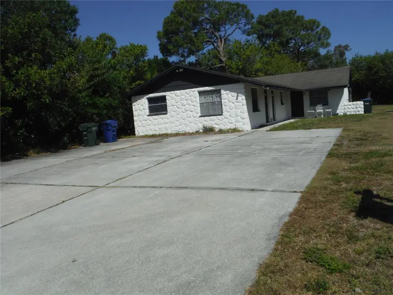 118 Lake Ave Se, FL