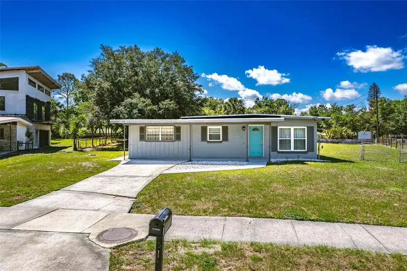 619 Camellia Ct, FL