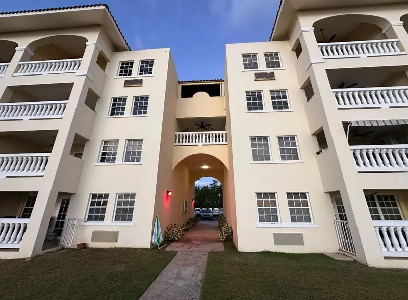 Condominio Sol & Playa 113, PR
