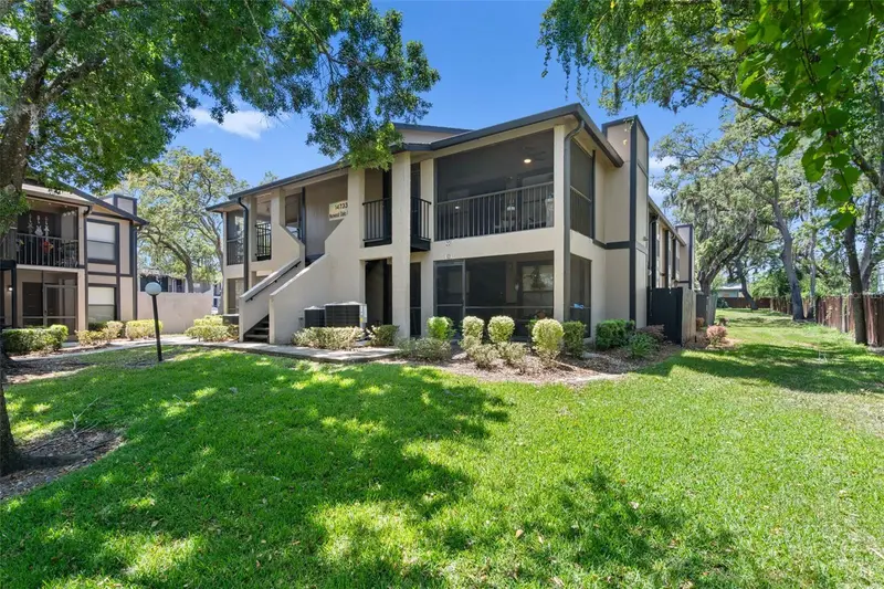 14733 Norwood Oaks Dr #201, FL