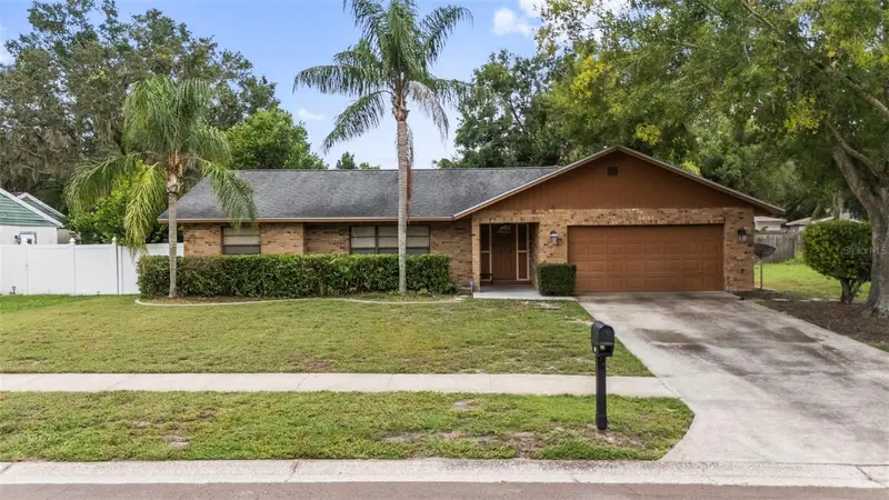 705 Herlong Ct, FL
