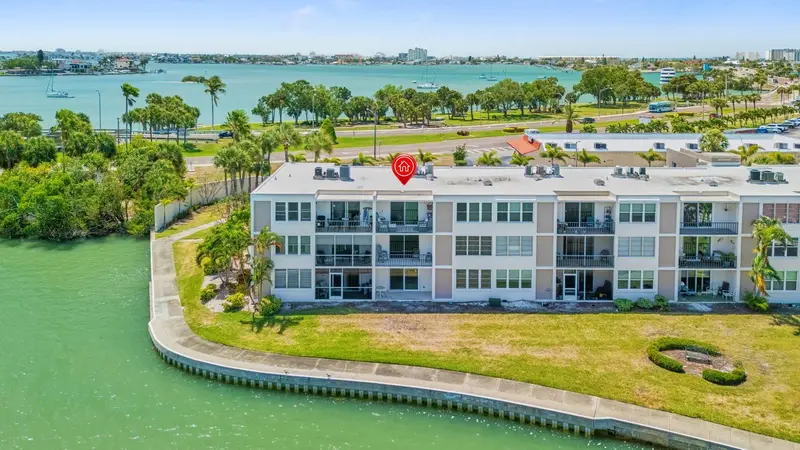 7401 Bay Island Dr S #337, FL