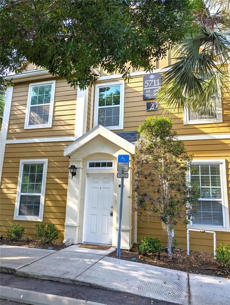 5711 Soldier Cir ## 102, FL