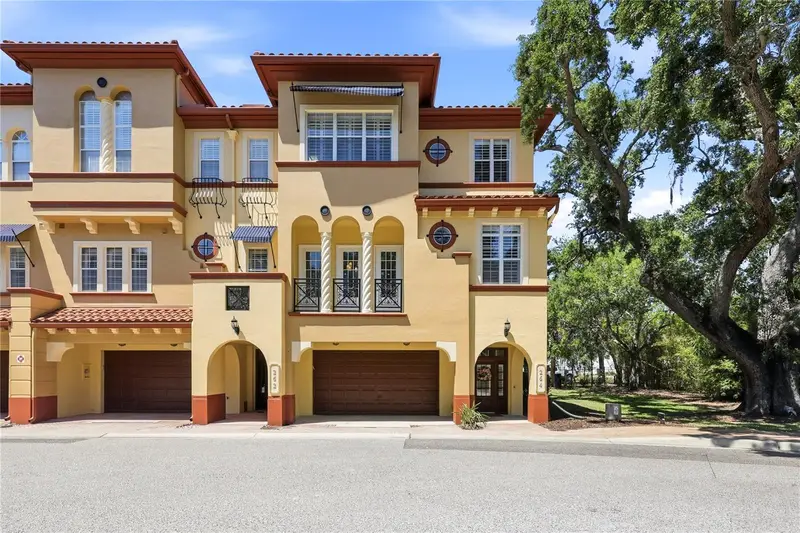 264 Seagate Ct, FL