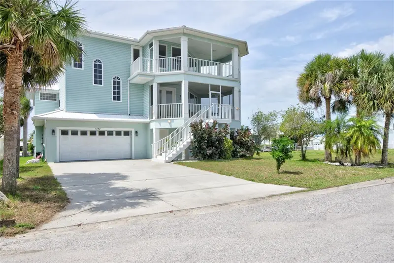 7352 Gulf Way, FL