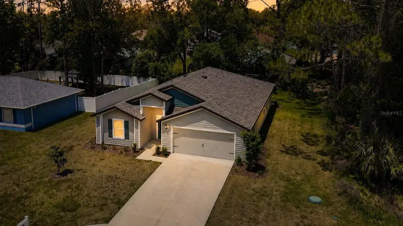 33 Pineapple Dr, FL