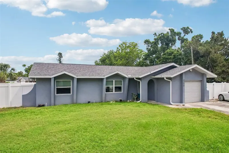 4390 Trout Dr Se, FL