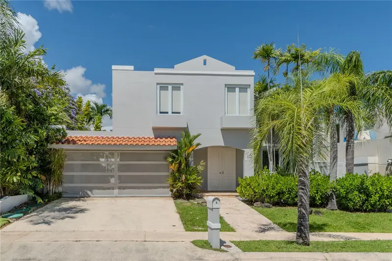 123 Estancias Reales, PR