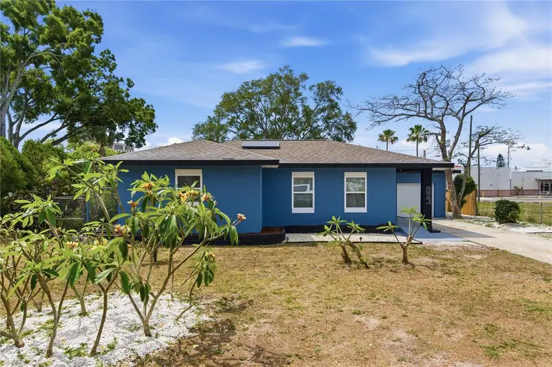 923 1st Ave Nw, FL