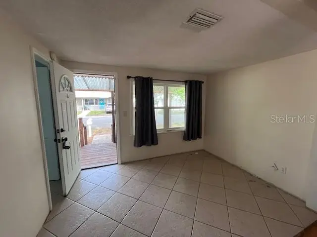 356 Clifton Ave, FL