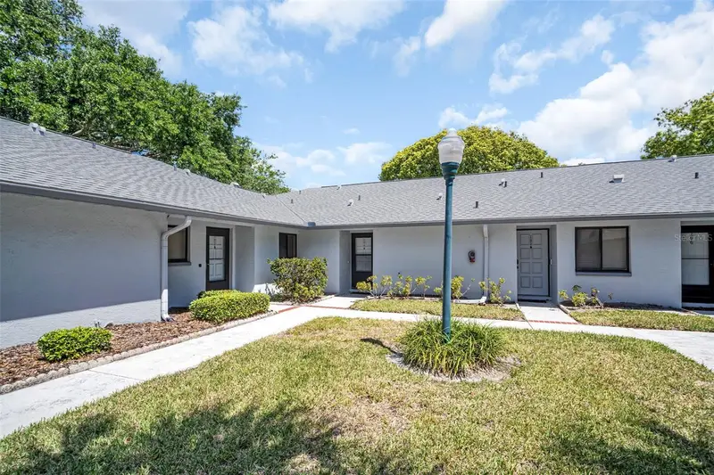 2765 Countryside Blvd #104, FL