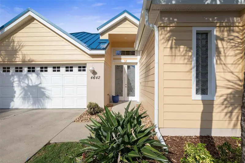 4642 Riverwalk Village Ct, FL
