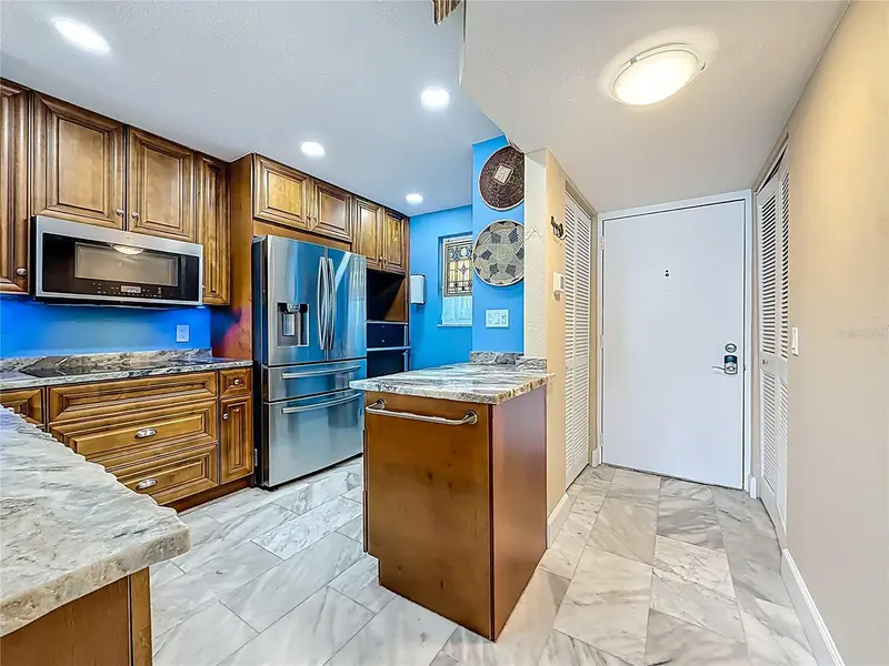 18304 Gulf Blvd #505, FL