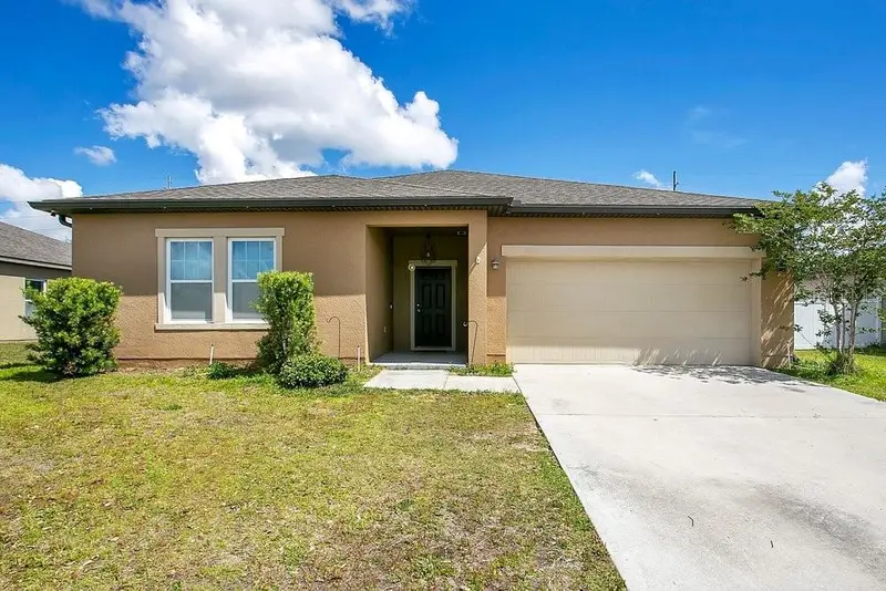 258 Hidden Lake Loop, FL